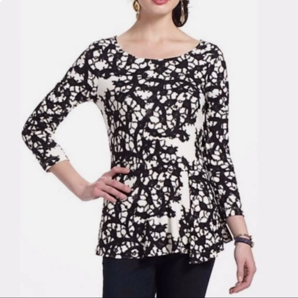 LEIFSDOTTIR 3/4 SLEEVE PEPLUM TOP IN BLACK AND WHITE SIZE SMALL